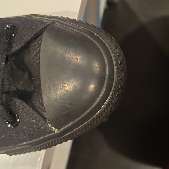 Converse – Black Chuck Taylors - Picture 8 of 9